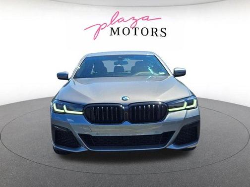 Skyscraper Gray Metallic 2023 BMW 530 i xDrive
