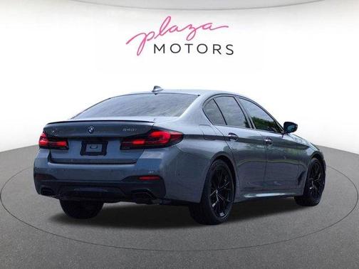 Skyscraper Gray Metallic 2023 BMW 540 i xDrive