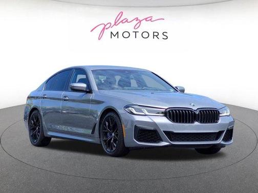 Skyscraper Gray Metallic 2023 BMW 540 i xDrive