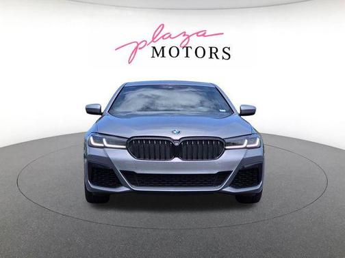 Skyscraper Gray Metallic 2023 BMW 540 i xDrive