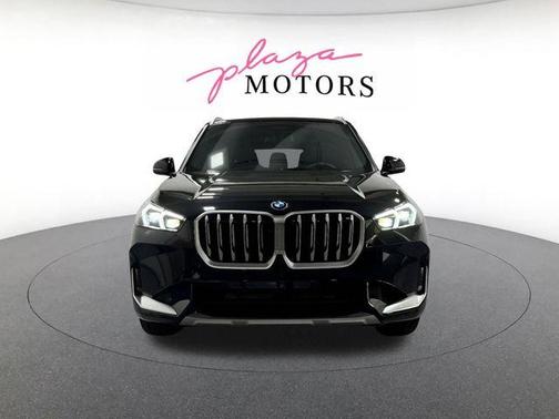 Black Sapphire Metallic 2026 BMW X1 xDrive28i