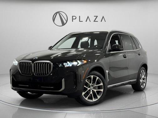 Gray Metallic 2026 BMW X5 xDrive40i