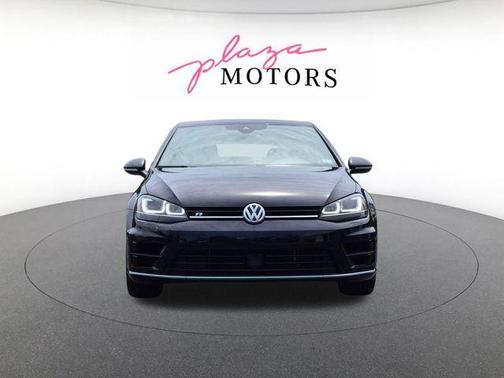 Deep Black Pearl Effect 2017 Volkswagen Golf R 4-Door