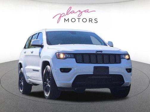 Bright White Clearcoat 2018 Jeep Grand Cherokee Altitude