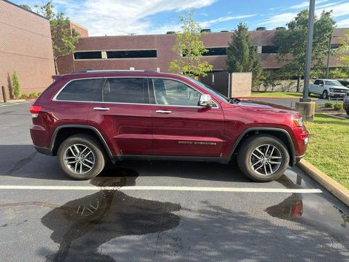 Velvet Red Pearlcoat 2018 Jeep Grand Cherokee Limited