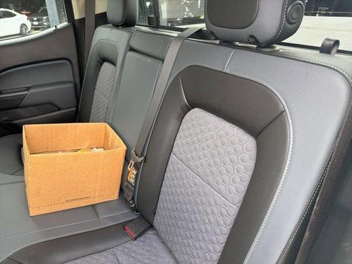 Black 2022 Chevrolet Colorado Z71