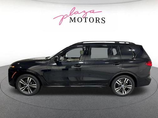 Black Sapphire Metallic 2026 BMW X7 xDrive40i