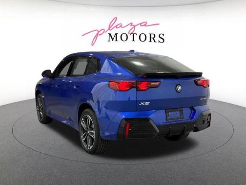 Portimao Blue Metallic 2026 BMW X2 xDrive28i