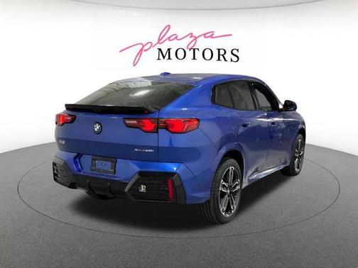 Portimao Blue Metallic 2026 BMW X2 xDrive28i