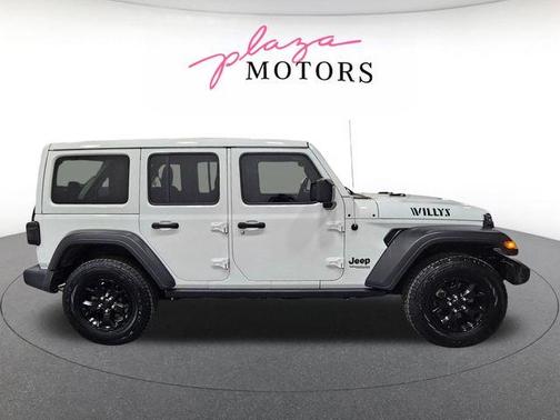 Bright White Clearcoat 2021 Jeep Wrangler Unlimited Sport