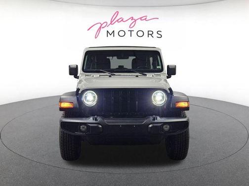 Bright White Clearcoat 2021 Jeep Wrangler Unlimited Sport