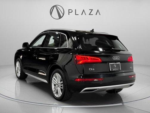 2018 Audi Q5 2.0T Premium Plus