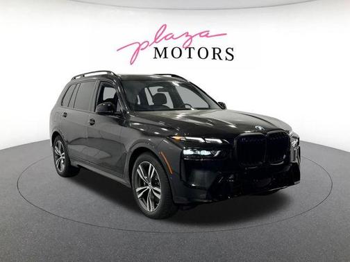 Black Sapphire Metallic 2026 BMW X7 xDrive40i