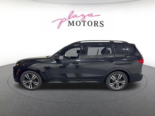Black Sapphire Metallic 2026 BMW X7 xDrive40i