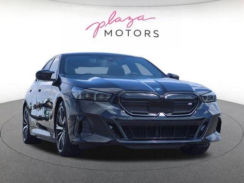Black Sapphire Metallic 2024 BMW i5 M60