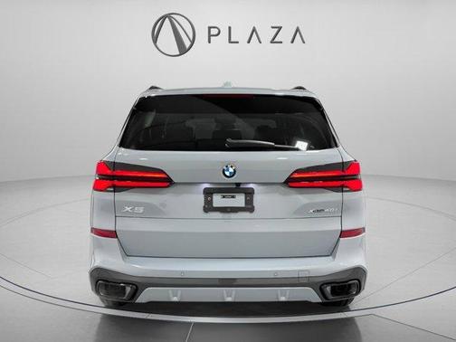 Gray Metallic 2026 BMW X5 xDrive40i