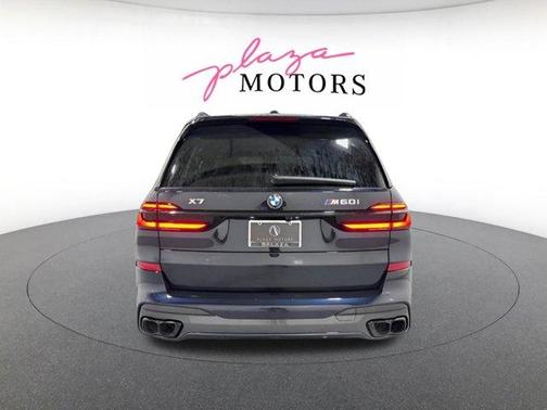 Carbon Black Metallic 2026 BMW X7 M60i