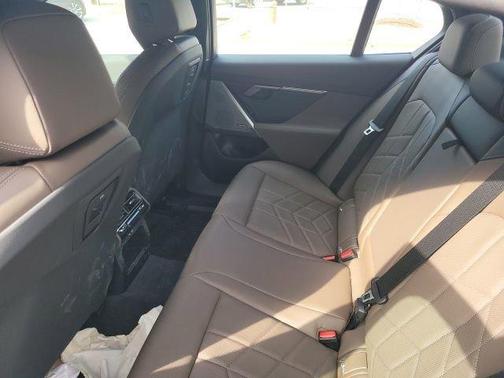 2026 BMW i5 xDrive40