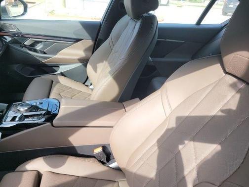 2026 BMW i5 xDrive40