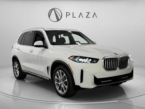Alpine White 2026 BMW X5 PHEV xDrive50e