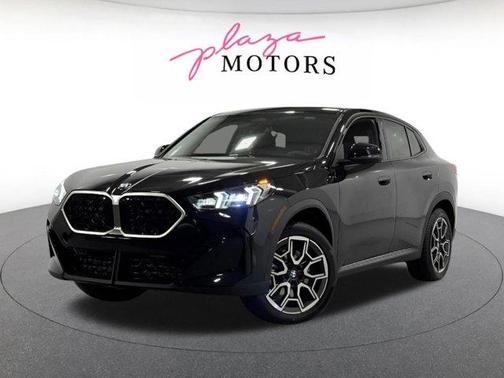 Black Sapphire Metallic 2026 BMW X2 xDrive28i