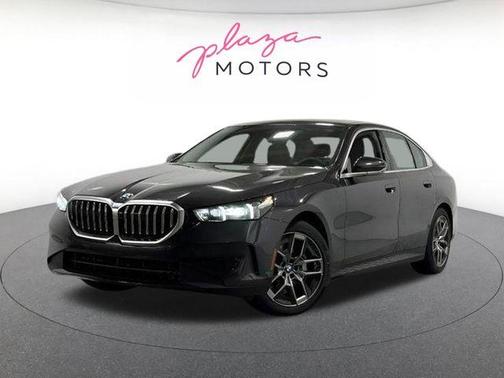 Dark Graphite Metallic 2026 BMW 530 i xDrive
