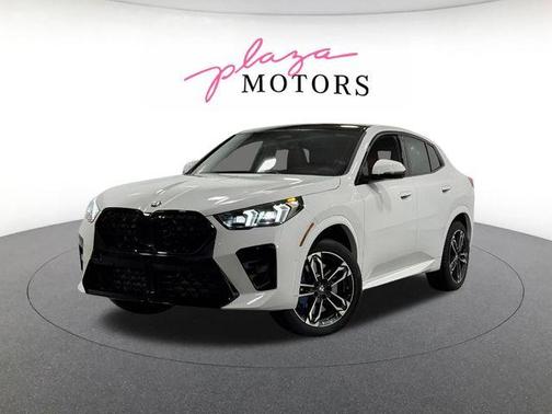 Alpine White 2026 BMW X2 xDrive28i