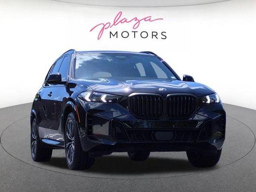 Black Sapphire Metallic 2024 BMW X5 xDrive40i