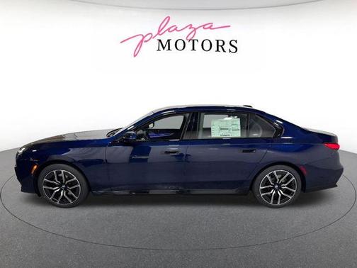 Tanzanite Blue II Metallic 2026 BMW 740 i xDrive