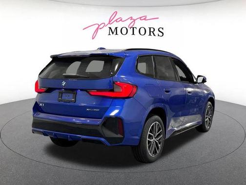 Portimao Blue Metallic 2026 BMW X1 xDrive28i