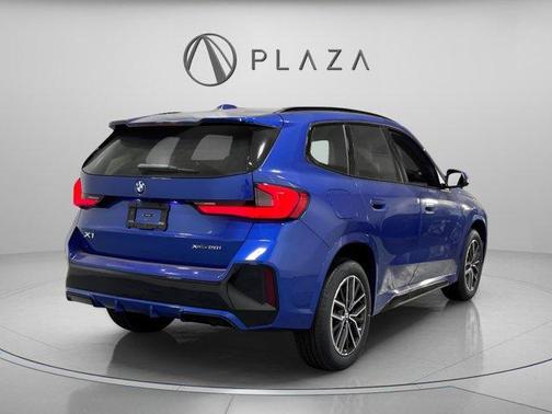 Portimao Blue Metallic 2026 BMW X1 xDrive28i