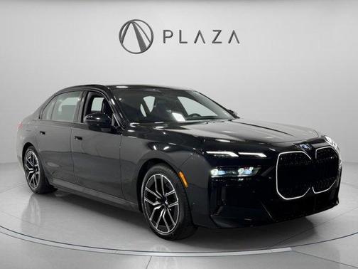 Black Sapphire Metallic 2026 BMW i7 XDrive60