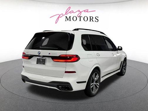 Alpine White 2026 BMW X7 M60i