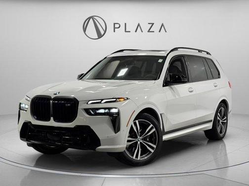 Alpine White 2026 BMW X7 M60i