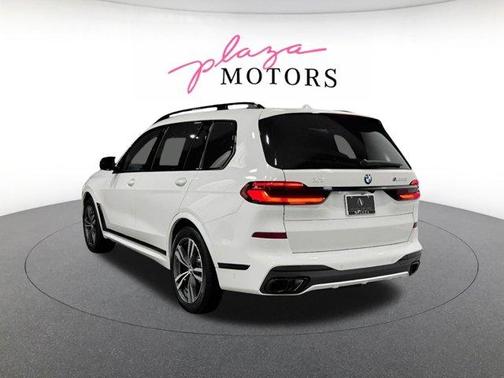 Alpine White 2026 BMW X7 M60i