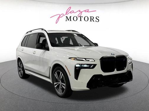 Alpine White 2026 BMW X7 M60i
