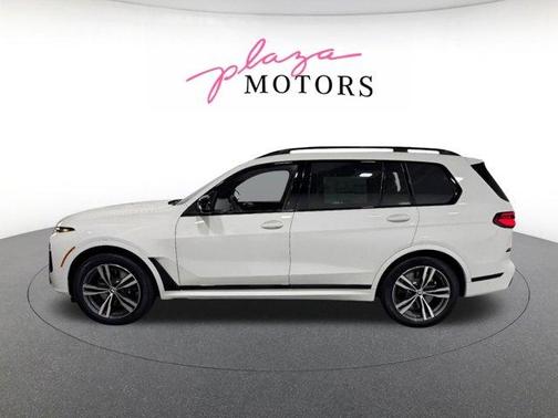 Alpine White 2026 BMW X7 M60i