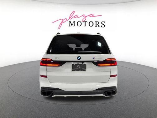 Alpine White 2026 BMW X7 M60i