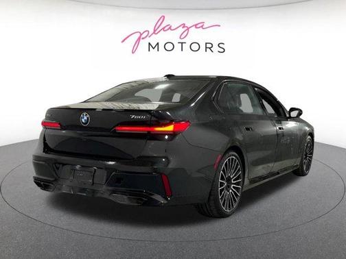 Black Sapphire Metallic 2026 BMW 760 760i xDrive