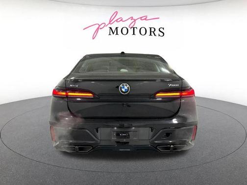 Black Sapphire Metallic 2026 BMW 760 760i xDrive