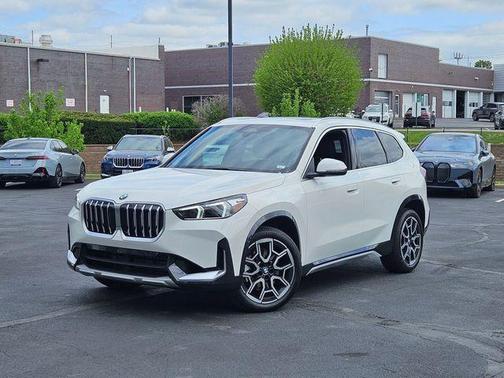 Alpine White 2025 BMW X1 xDrive28i