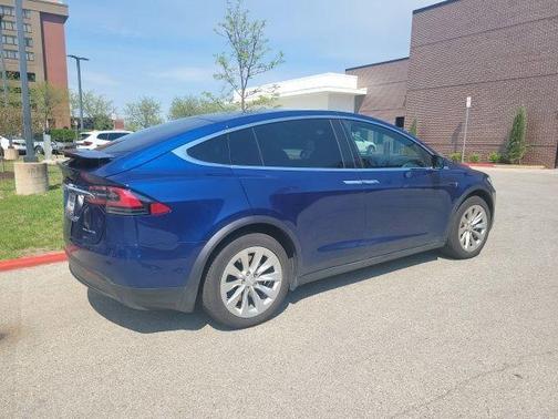 2019 Tesla Model X Long Range