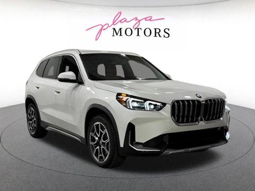 Mineral White Metallic 2026 BMW X1 xDrive28i