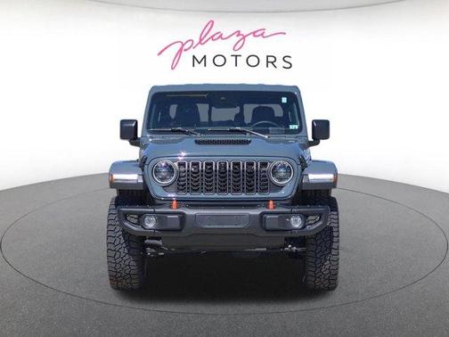 Anvil Clearcoat 2025 Jeep Gladiator Mojave
