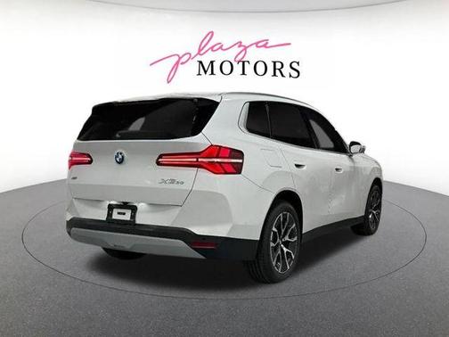 Mineral White Metallic 2026 BMW X3 30 xDrive