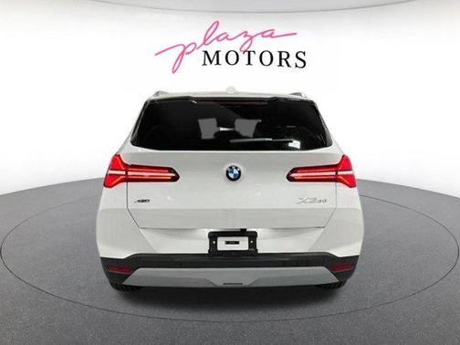 Mineral White Metallic 2026 BMW X3 30 xDrive