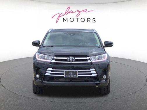 Midnight Black Metallic 2018 Toyota Highlander Limited Platinum