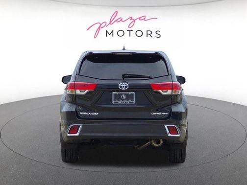 Midnight Black Metallic 2018 Toyota Highlander Limited Platinum