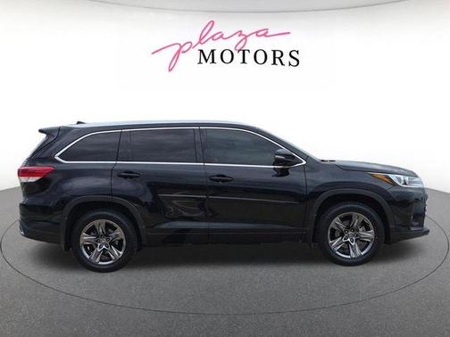 Midnight Black Metallic 2018 Toyota Highlander Limited Platinum