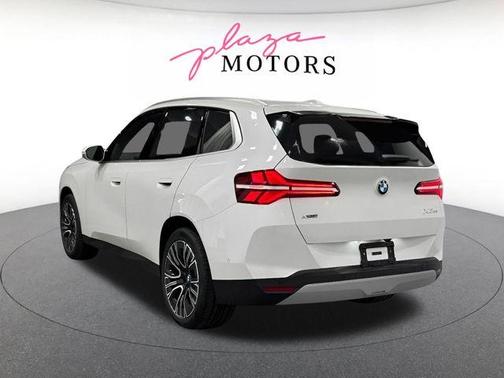 Mineral White Metallic 2026 BMW X3 30 xDrive
